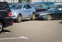 Про ці дії забувають водії при зіткненні на парковці та отримують штрафи зіткнення на парковці