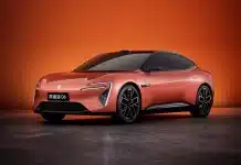 Новий електромобіль Avatr 06 з автопілотом дебютував як конкурент Tesla Model 3 Avatr 06