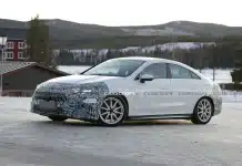 Новий Mercedes-Benz CLA із мінімумом камуфляжу помітили на дорозі (фото) Mercedes-Benz CLA 2025