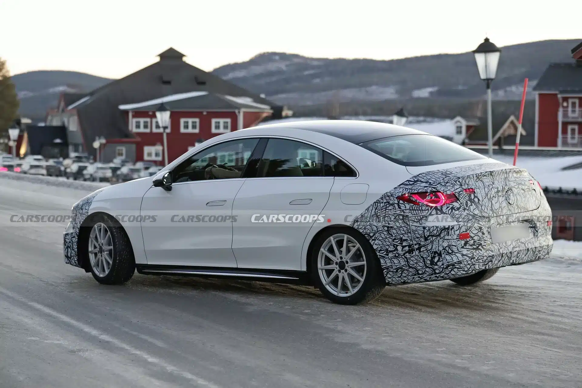 Mercedes-Benz CLA 2025