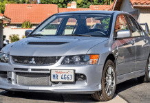Легендарний Mitsubishi Lancer Evo IX продано за рекордні $170 000 на аукціоні у США Mitsubishi Lancer Evo IX