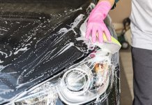 Чи можна мити машину мийним засобом для посуду: думка експертів мити машину шампунем і мийним для посуду