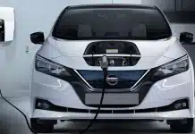 У Міненерго назвали рік, коли в Україні 50% усіх авто будуть електричними Nissan Leaf charging