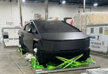 Пікап Tesla Cybertruck Cyberbeast вже в Україні: розгін від 0 до 100 км/год за 2,6 сек Tesla Cybertruck Cyberbeast
