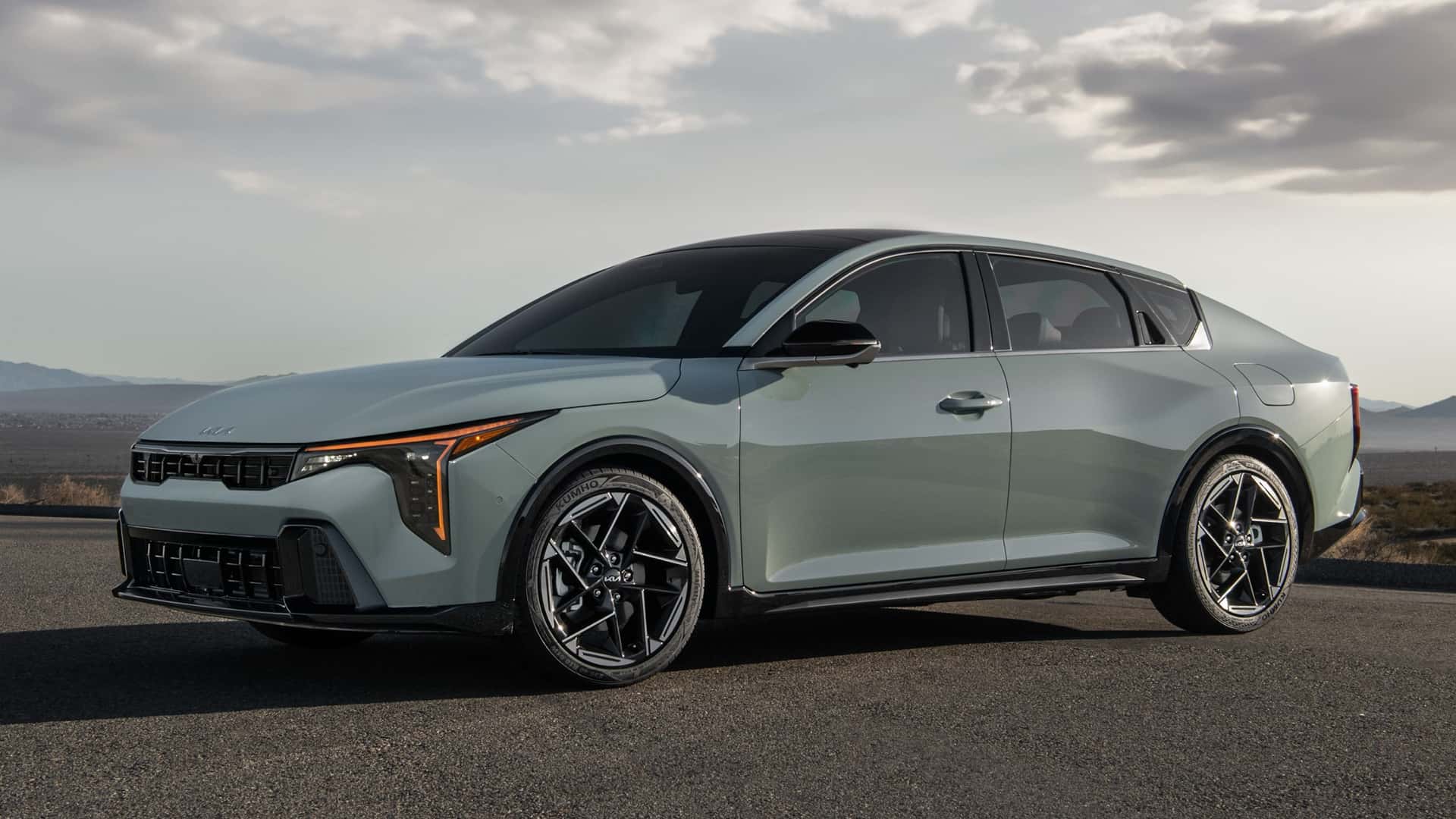 Kia K4