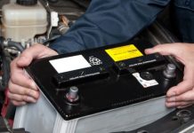 В автомобілі швидко розряджається акумулятор: причини та способи вирішення проблеми В автомобілі швидко розряджається акумулятор