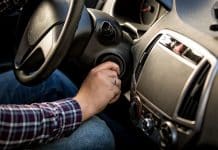 Фахівці назвали головну помилку водіїв при запуску двигуна в автомобілі запуск двигуна