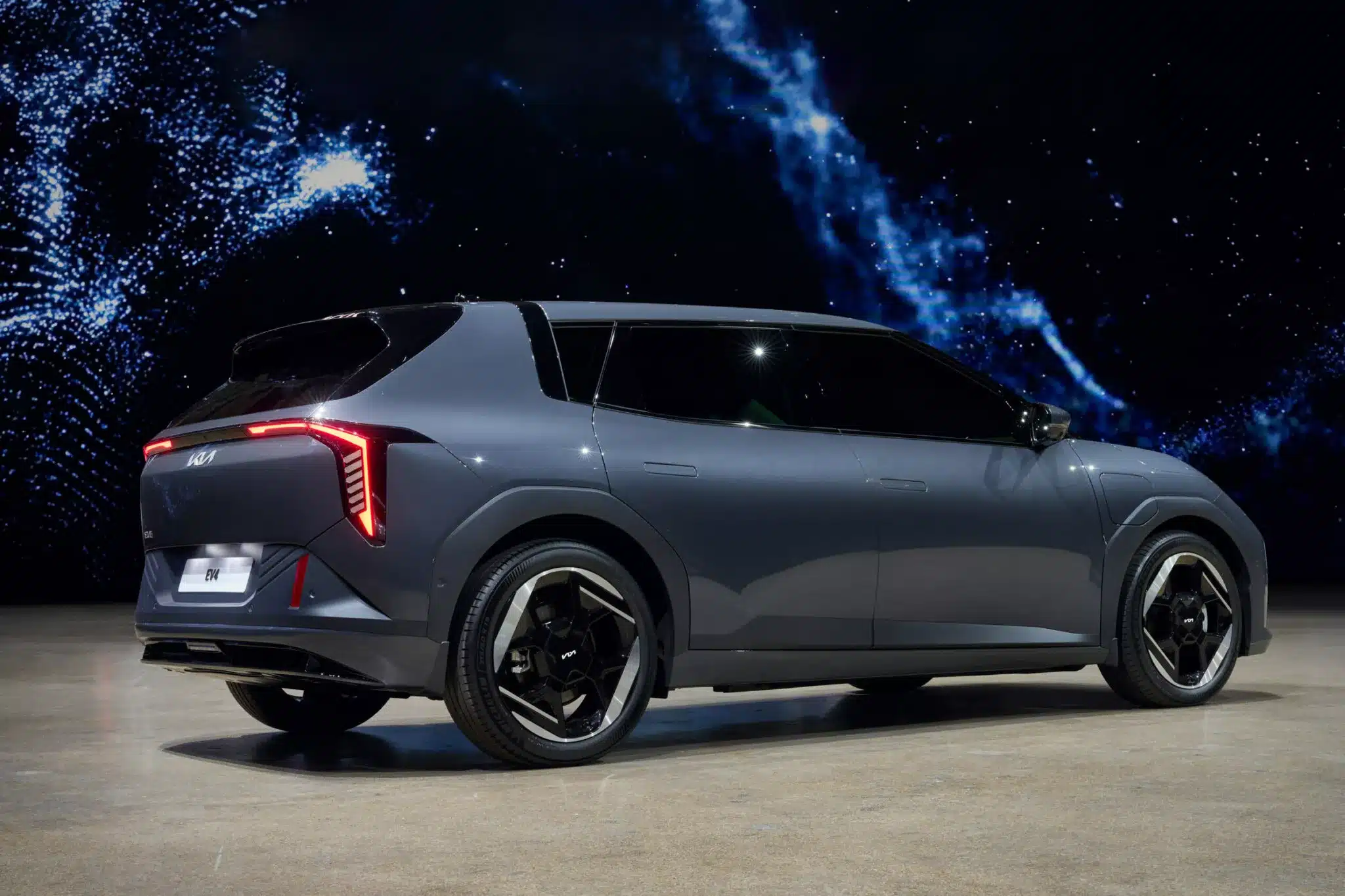 Kia EV4