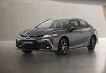Експерти виділили топ-6 кращих вживаних автомобілів для покупки у 2025 році Toyota Camry