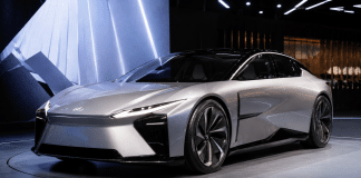 Lexus скасував флагманський електромобіль LF-ZC: що сталося